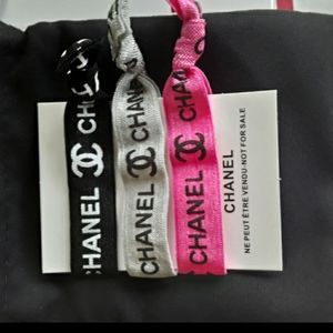 CHANEL GWP